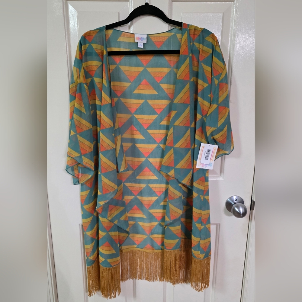 Lularoe Monroe L geometric pattern. NWT. Perfect swimsuit cover up.